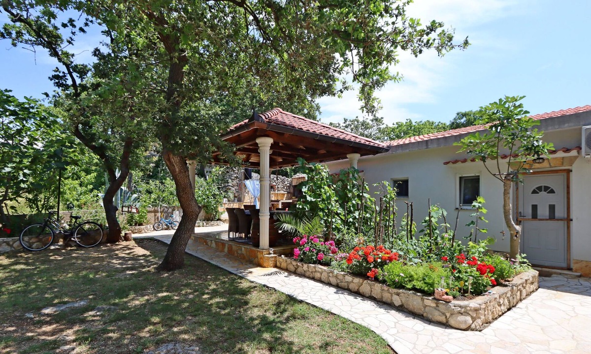 Potocnica Apartment | Two bedroom apartment with terrace Potočnica (Pag) (A-6338-c)