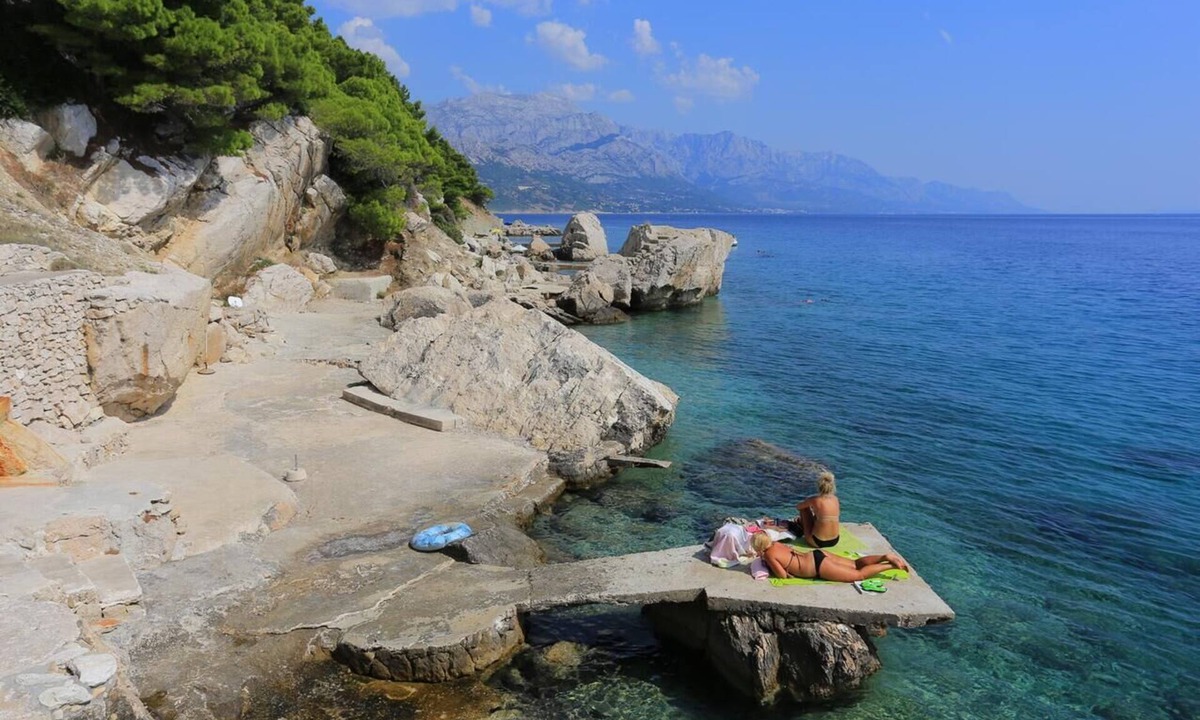 Marusici Apartment | Two bedroom apartment with terrace and sea view Marušići, Omiš (A-1040-d)