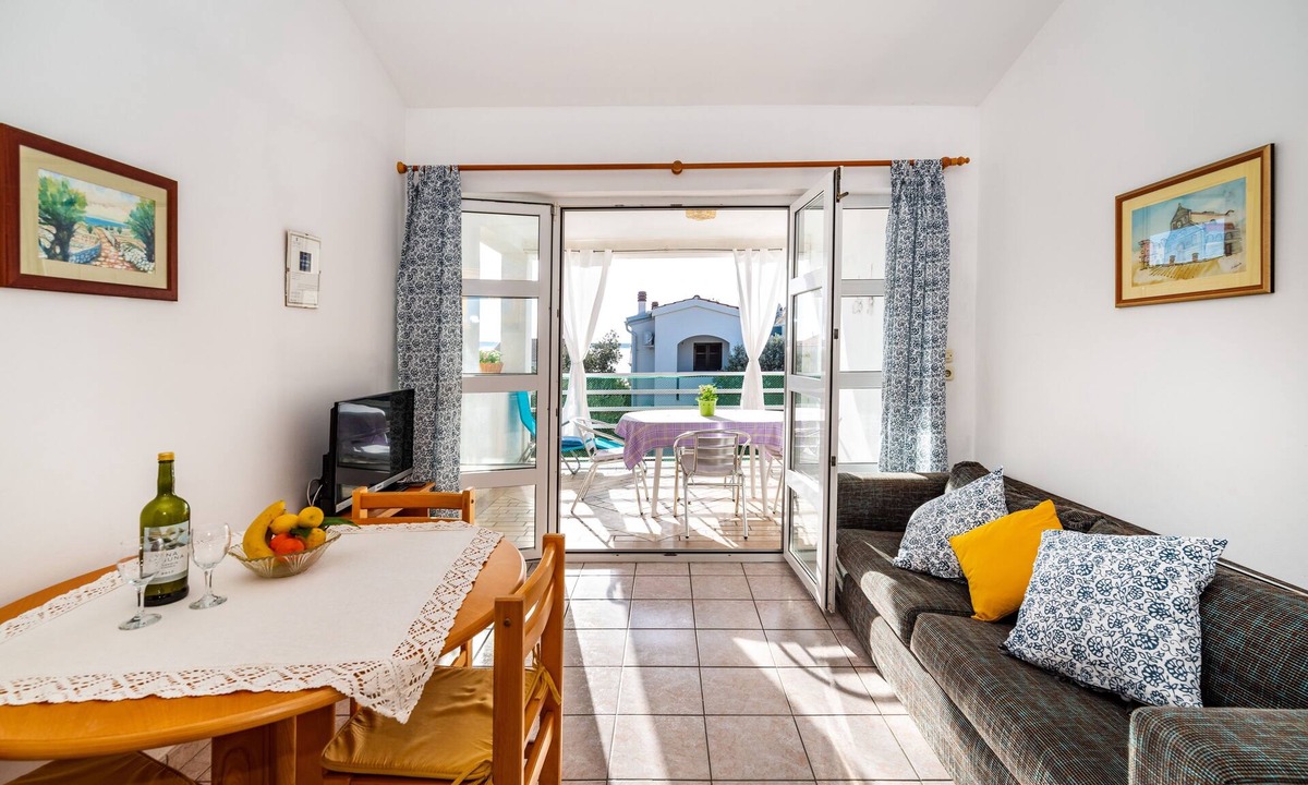 Mandre Apartment | Two bedroom apartment with terrace and sea view Mandre (Pag) (A-13015-b)