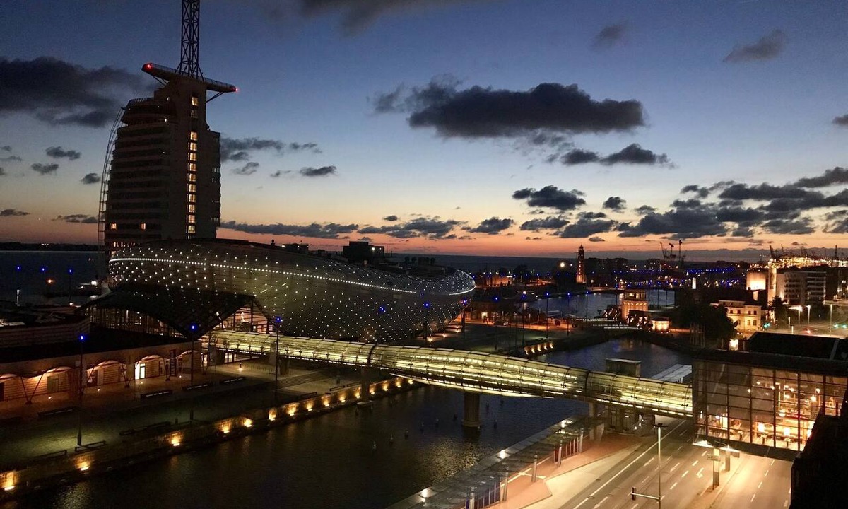 Mitte-Sud Apartment | Vacation apartment/apartment for 6 guests with 105m² in Bremerhaven (96451)
