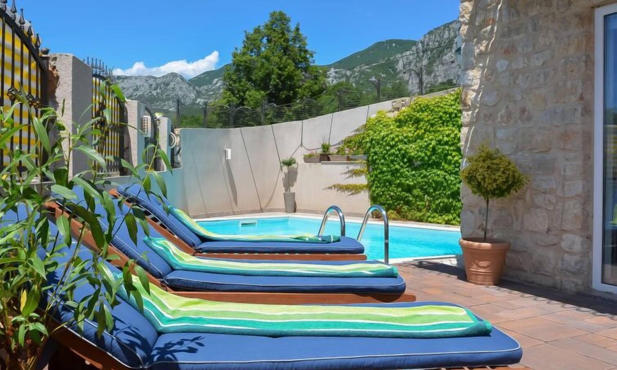 Grizane House | Vacation home Esther by Interhome