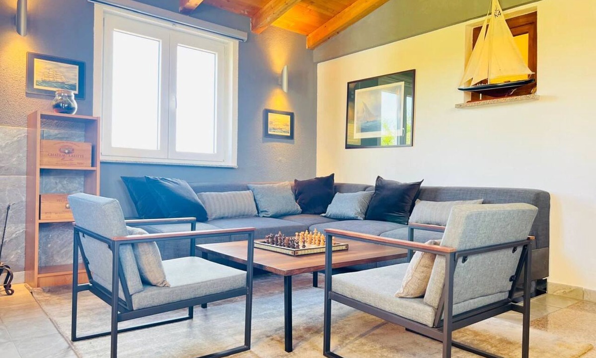 Banjole House | Vacation home Larisa by Interhome