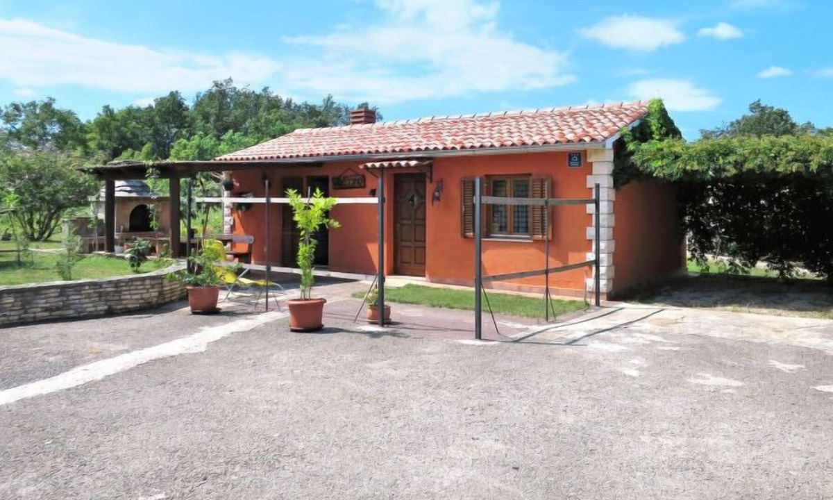 Kozljani House | Vacation home Milena (LBN354) in Labin - 4 persons, 1 bedrooms