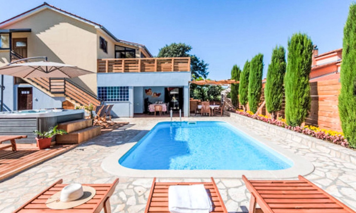 Loborika House | Vacation home Paola by Interhome