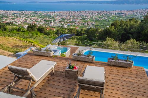 Kastel Stari Villa | Villa Blue Hill