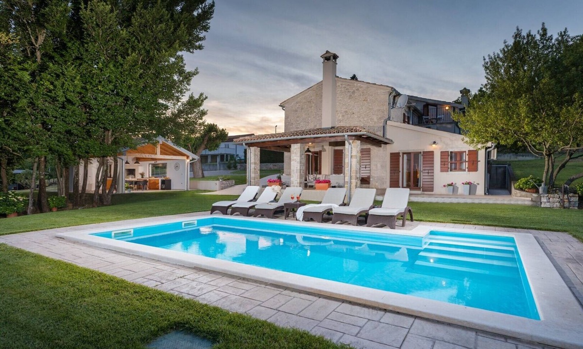 Buzet Villa | Villa Garibaldi – A Peaceful Retreat in Istria