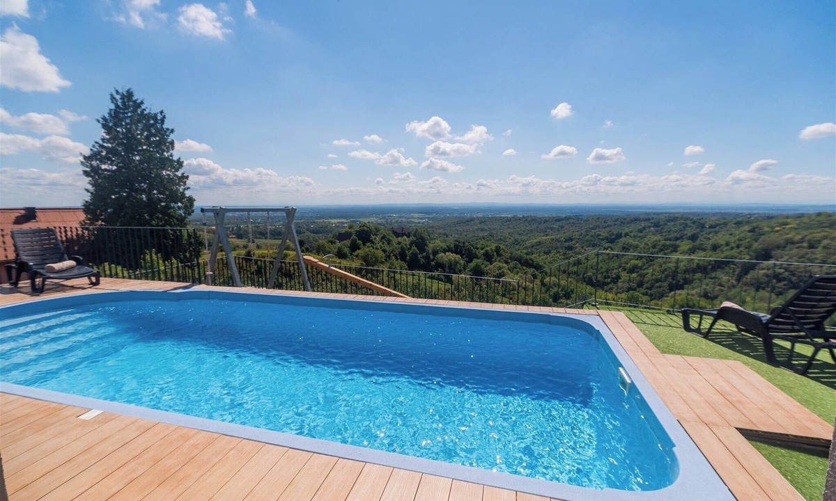 Breznik Plesivicki Villa | Villa in nature with jacuzzi, sauna, pool, barbecue, and entertainment amenities