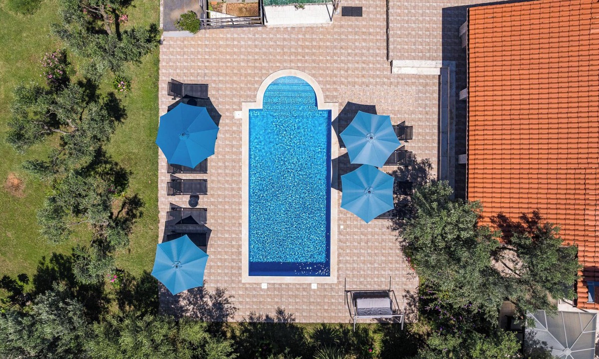 Kavran House | Villa Lavinija by Interhome