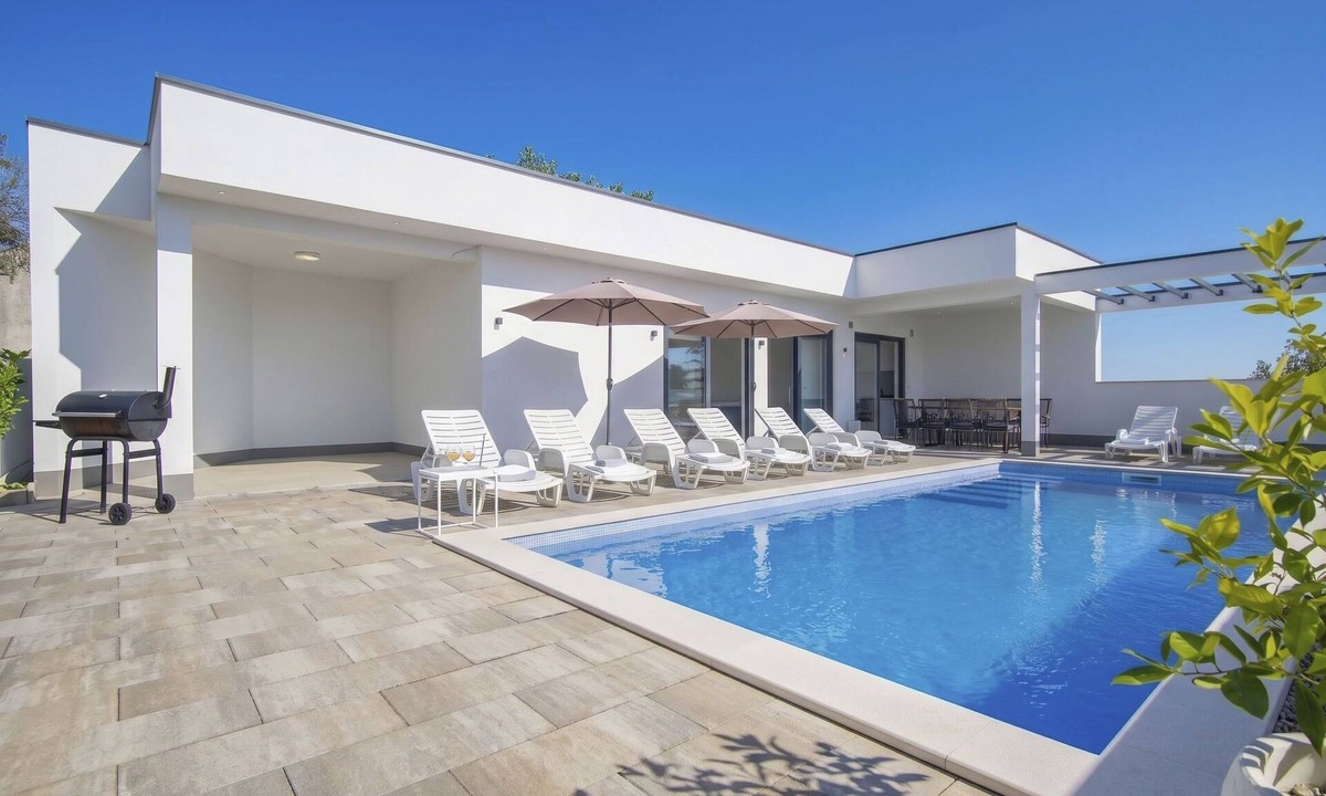 Jadranovo House | Villa Lea by Interhome