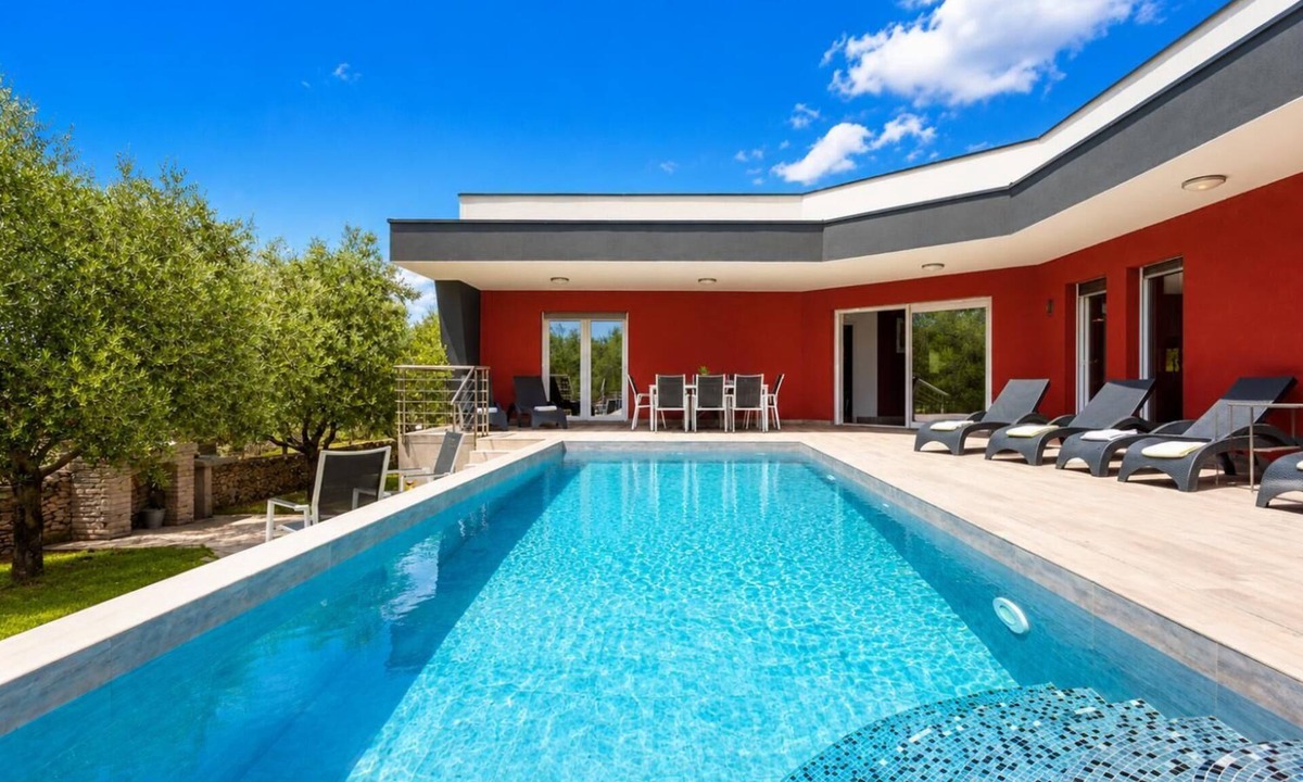Krnica Villa | Villa LM - Four Bedroom Villa, Sleeps 9