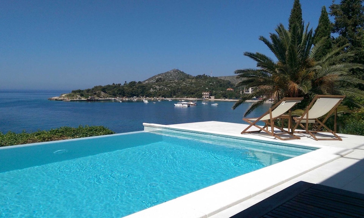 Mlini Apartment | Villa Mirjana - Comfort Studio Apartment with Terrace and Sea View (Cikas)