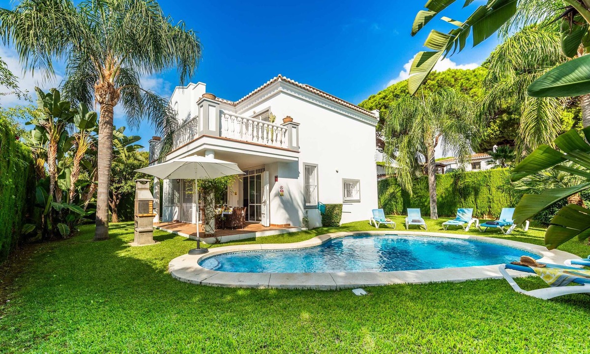 Calahonda Villa | Villa Moongate - Three Bedroom Villa, Sleeps 6