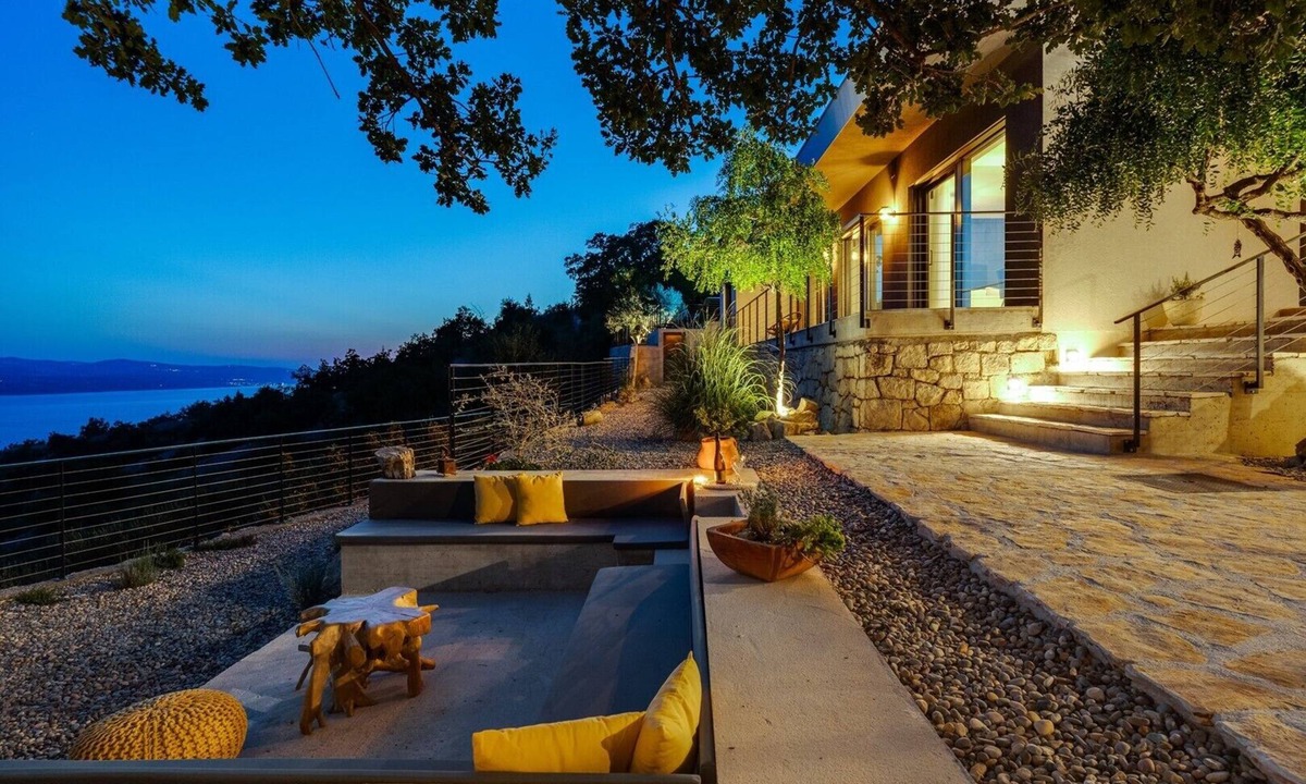 Lokva Rogoznica Villa | Villa Mountain Lodge