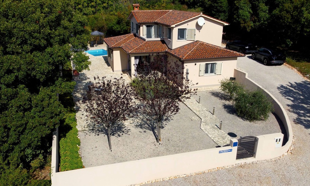 Brgod House | Villa Niklas with pool - ideal for the family