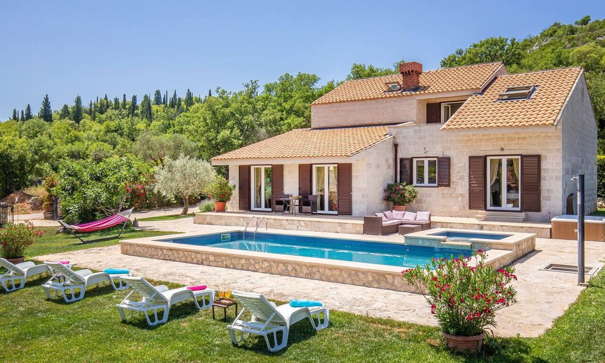 Peljesac peninsula Villa | Villa Olive by Villas Guide