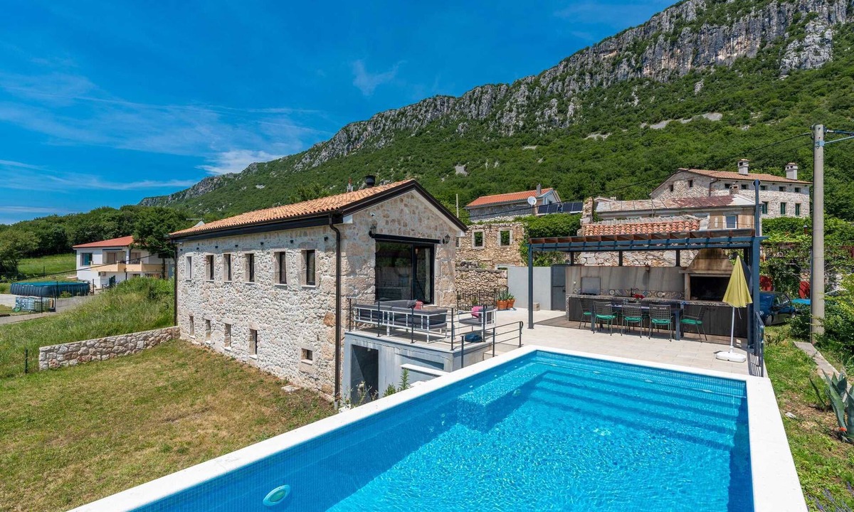 Bribir Villa | Villa Olympica by aneo travel