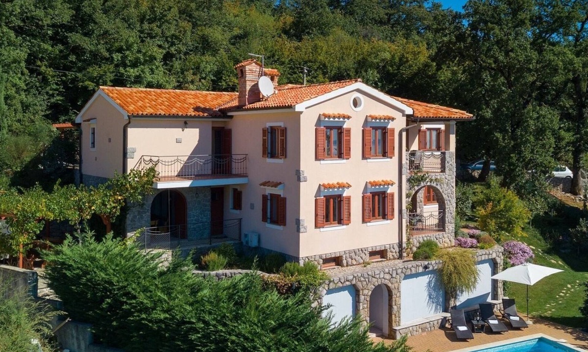 Veprinac Villa | Villa Opatija by Villas Guide