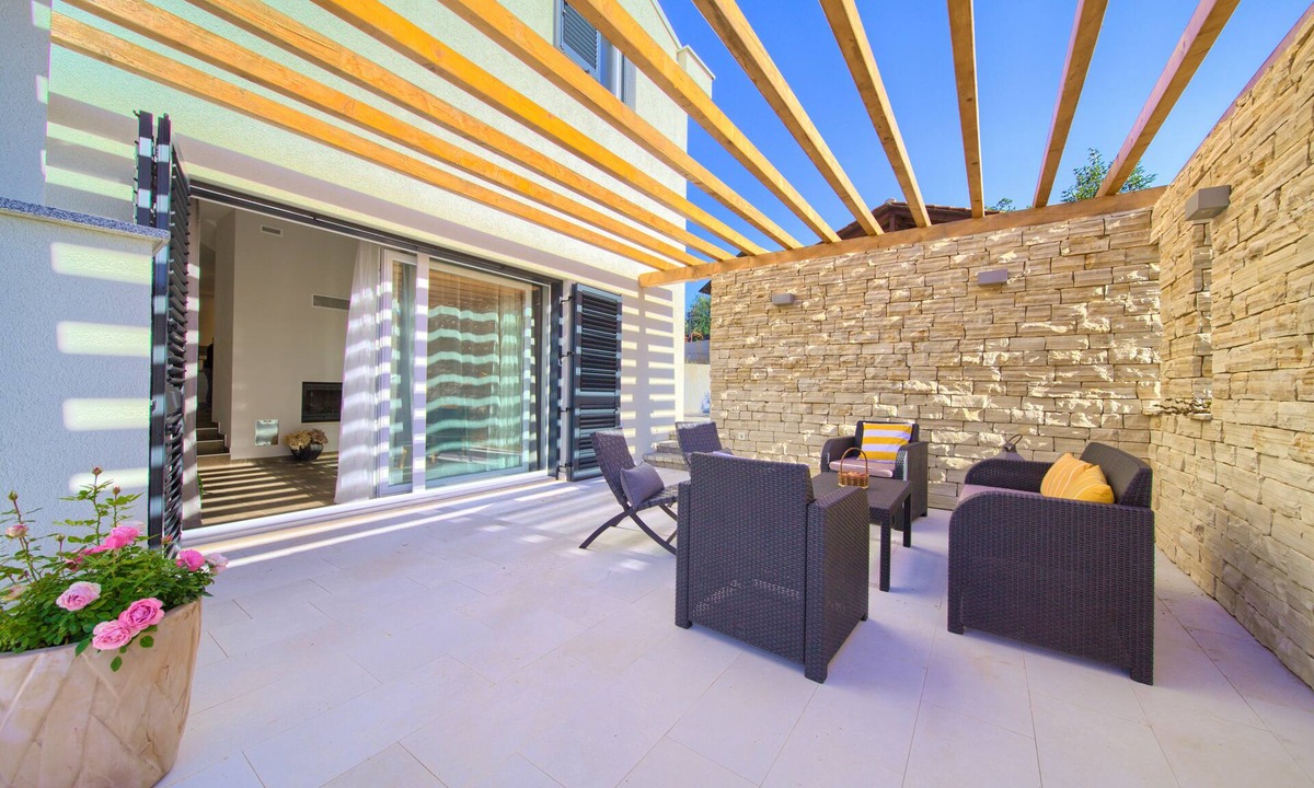 Risika House | Villa Patrizia – Your dream holiday on Krk starts here!