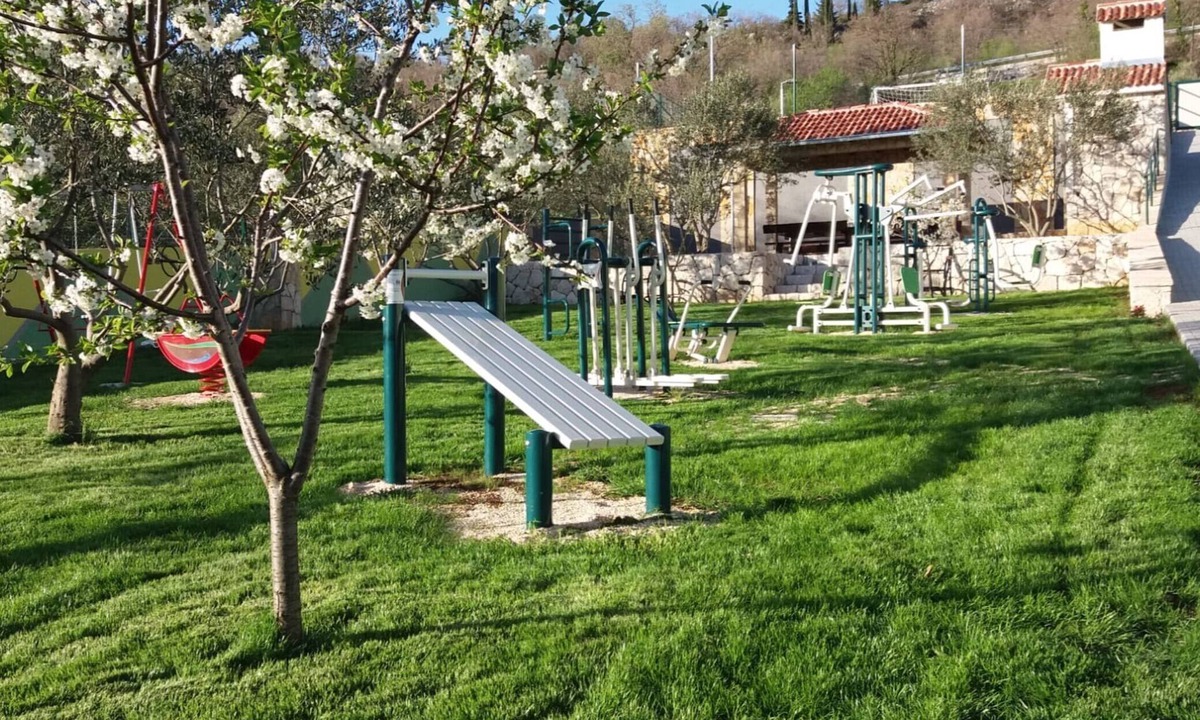 Sestanovac Villa | Villa Popovića Dvori - Six Bedroom Villa with Pool