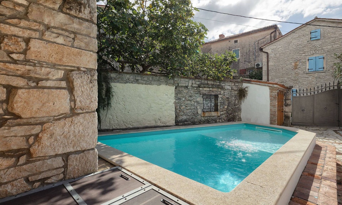 Puntera House | Villa Puntarina by Interhome