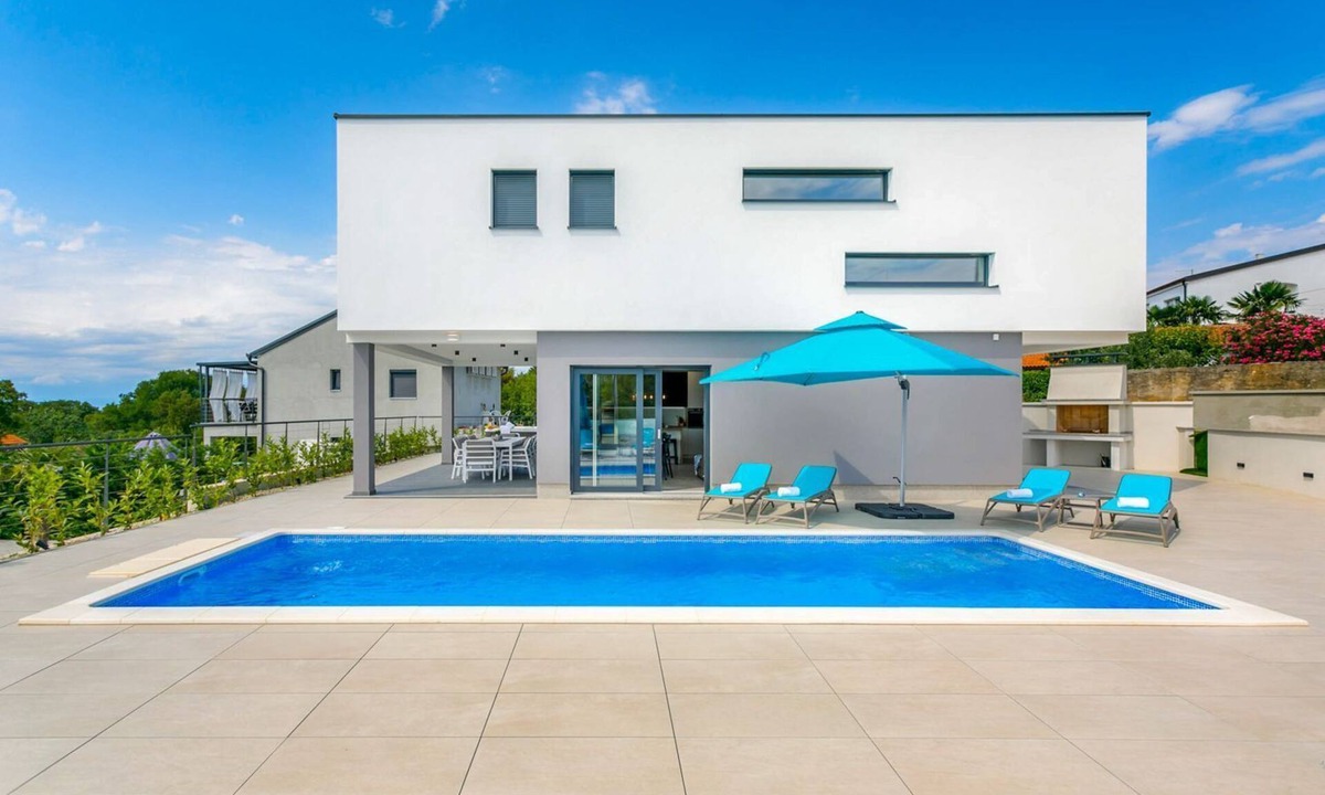 Malinska-Dubasnica Villa | Villa Revlon - Four Bedroom Villa, Sleeps 10
