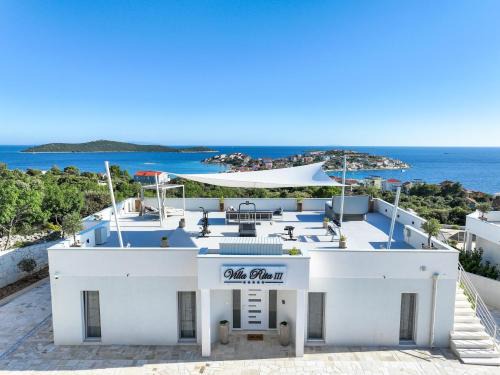 Sevid Villa | Villa Rita III