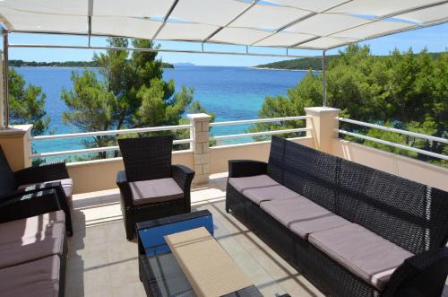Potirna Apartment | Villa Silva