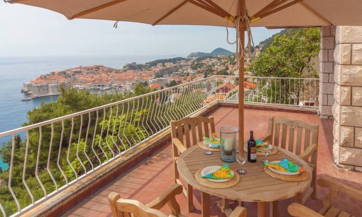 Dubrovnik Villa | Villa Sofia -Amazing Views and 10-min walk to old town attraction and main beach