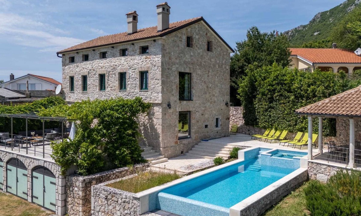 Bribir Villa | Villa Stone by Aneo Travel