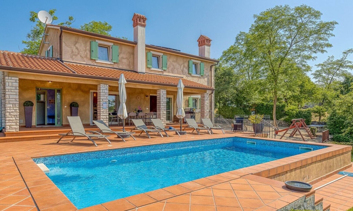 Sumber Villa | Villa Terracotta in Nedescina