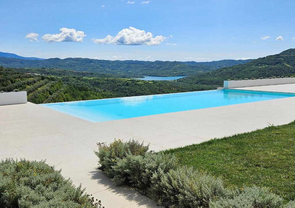 Sveti Bartol Villa | Villa with Private Pool & Lake View near Motovun, Casa Mille Olivi Heritage