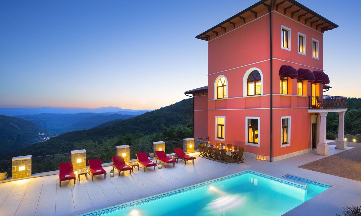 Oprtalj Villa | Villa with SPA and outdoor pool in central Istria
