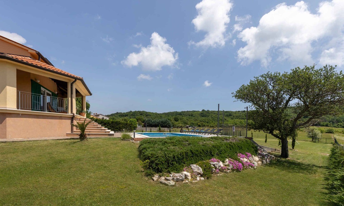Salakovci Villa | Villa with swimming pool in a quiet area