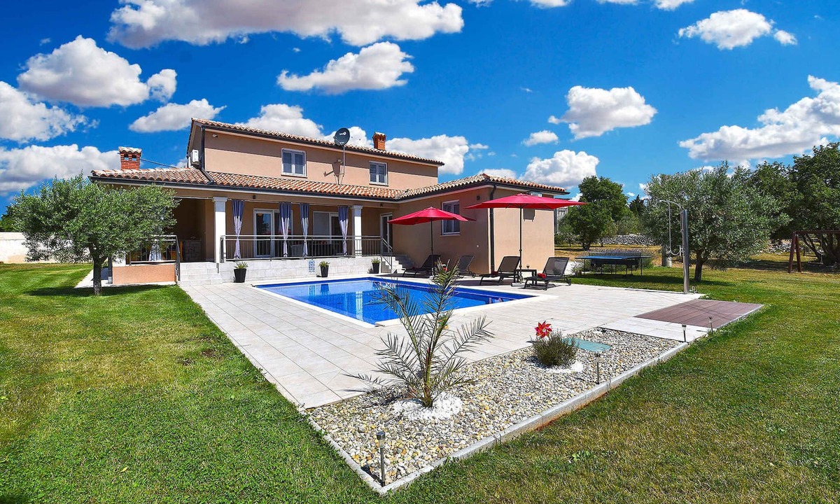 Divsici Villa | Villa with swimming pool and table tennis