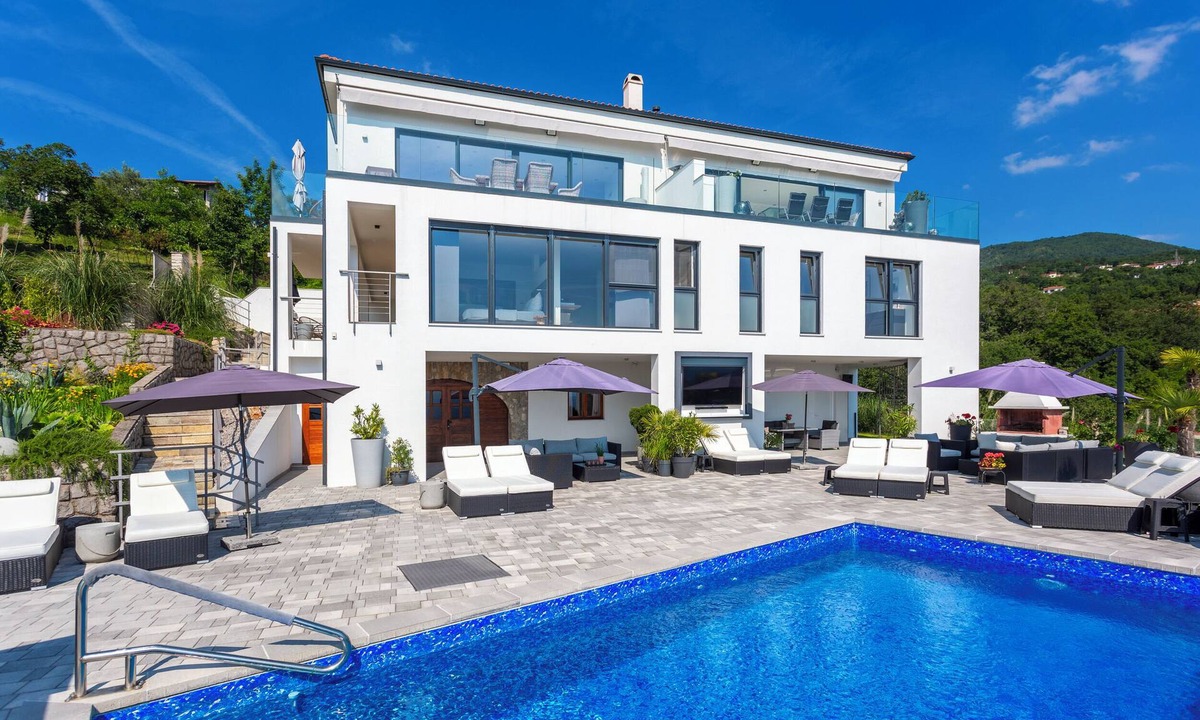 Veprinac Villa | White Pearl Diamond – Luxury Villa with Pool & Sea View in Opatija, Croatia