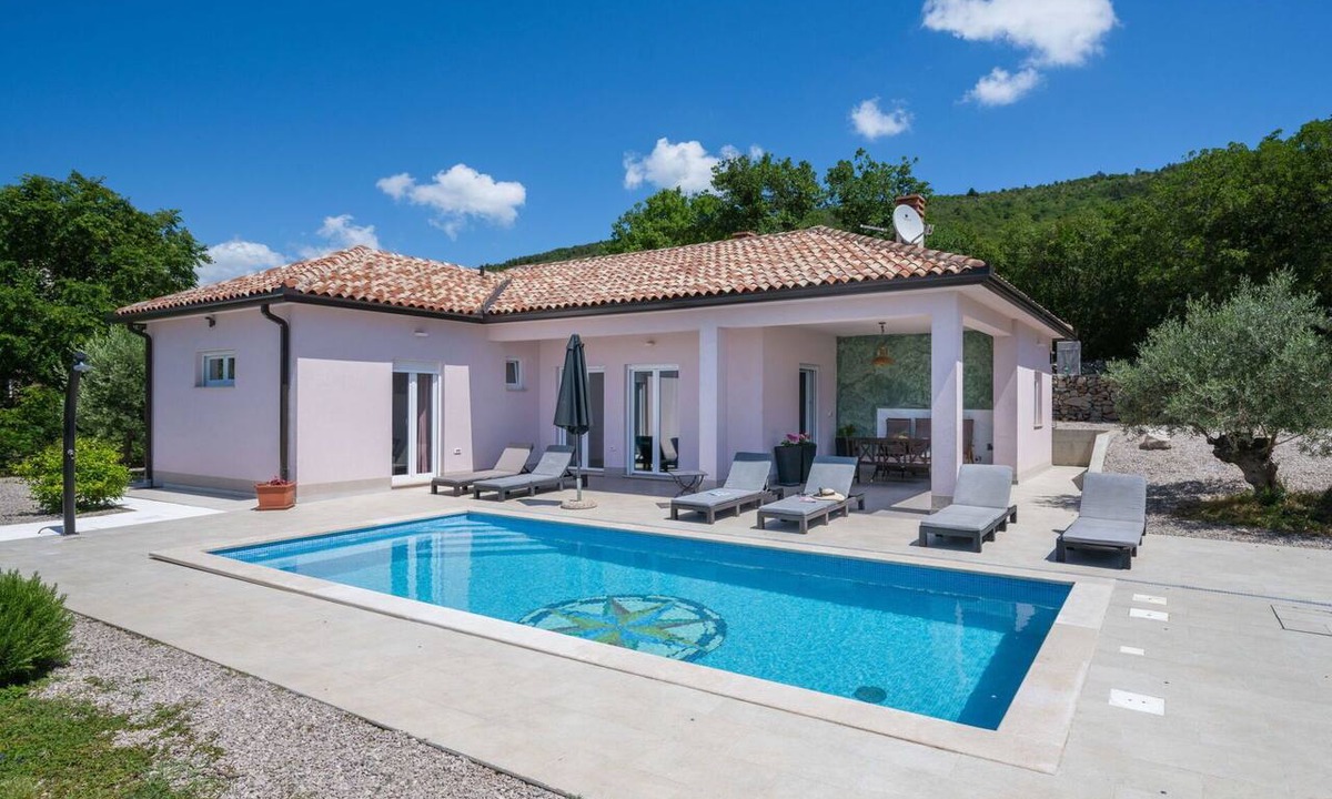 Viskovici House | Wonderful private villa for 6 guests with private pool, A/C, WIFI, TV and terrace
