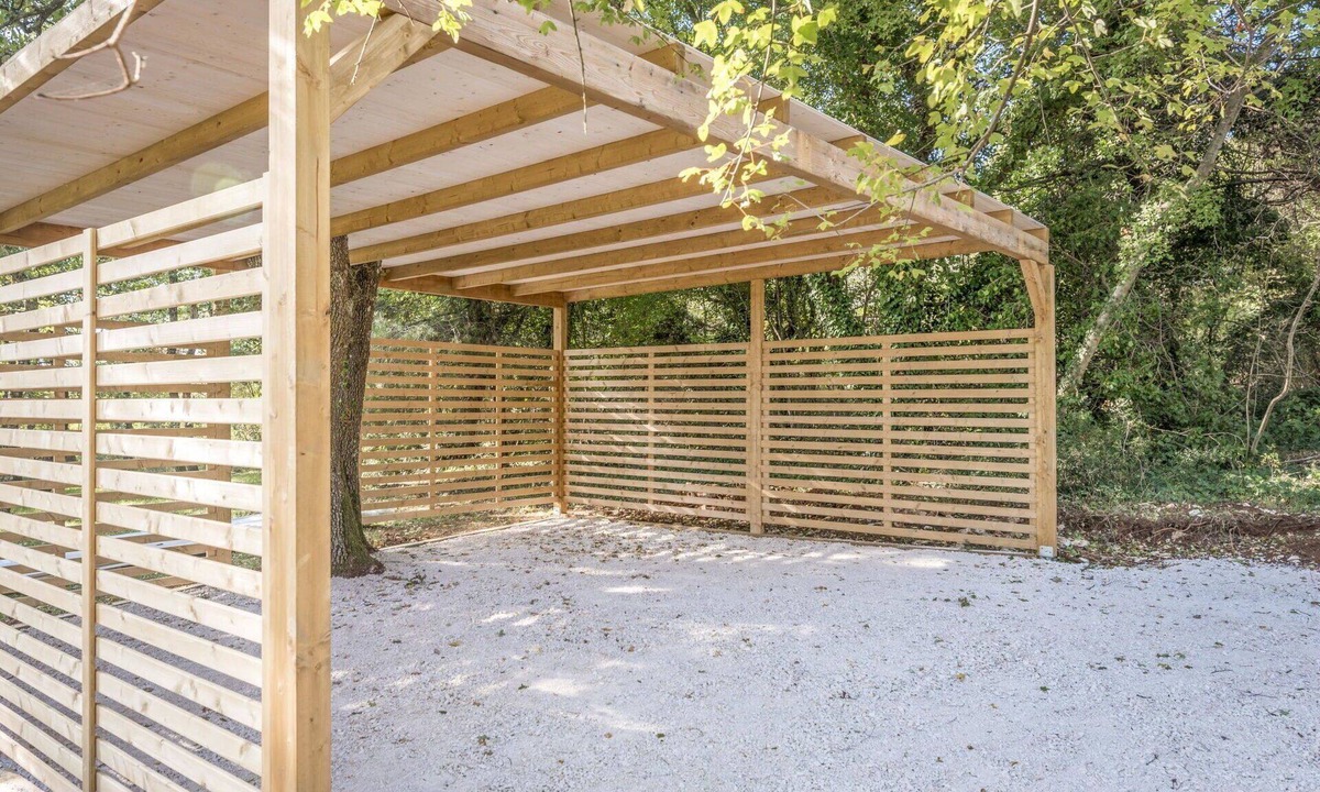Rebici House | Wonderful private villa for 6 guests with A/C, WIFI, TV, terrace and pets allowed