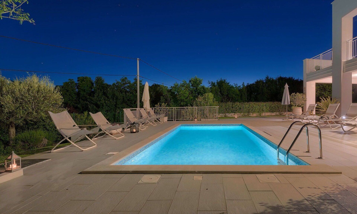 Stanisovi Villa | Wonderful private villa with A/C, WIFI, private pool, TV, terrace, pets allowed and panoramic view