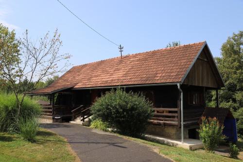 Zakanje House | Wooden house Mali Vrh