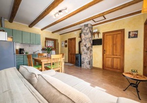 2 bedroom accommodation in Labin