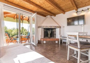 2 bedroom accommodation in Koromacno