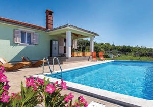 2 bedroom accommodation in Koromacno