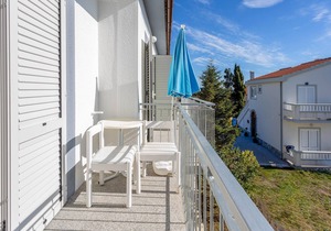2 bedroom accommodation in Rab