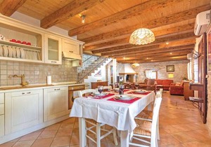 3 bedroom accommodation in Puntera