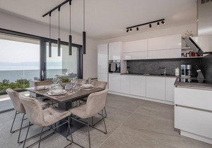 3 bedroom cozy apartment in Kostrena