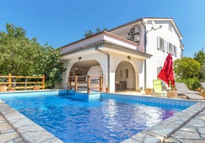 4 bedroom accommodation in Labin