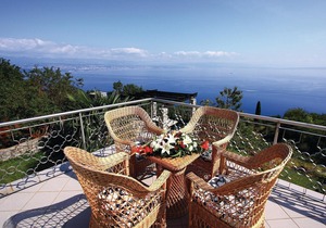 4 bedroom accommodation in Lovran