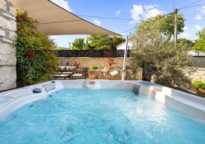4 bedroom awesome home in Vlasici - Krsan