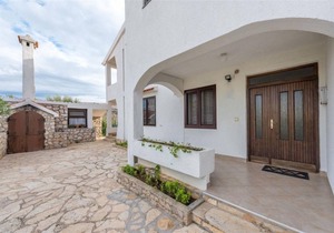 77 m² Apartment ∙ 2 bedrooms ∙ 5 guests