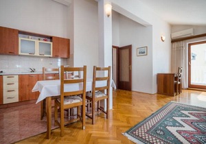 77 m² Apartment ∙ 2 bedrooms ∙ 6 guests